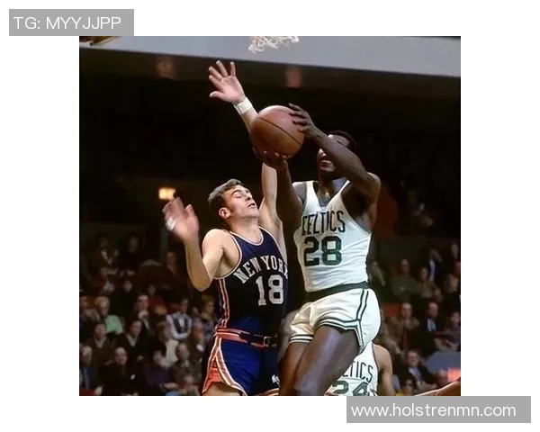 哈里森巴恩斯：从新秀到明星球员的成长之路与篮球生涯回顾