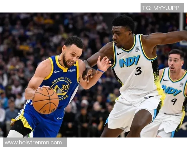 勇士队摘得总冠军，库里荣膺FMVP奖项：荣耀时刻，传奇再续