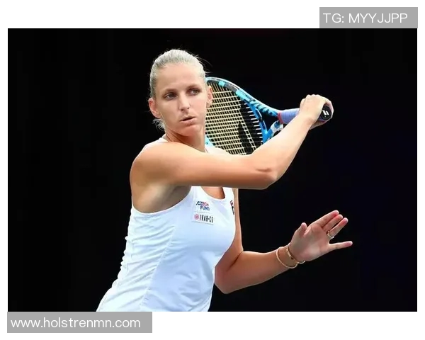 帕邱卡与普马斯激战正酣谁能在这场较量中笑到最后