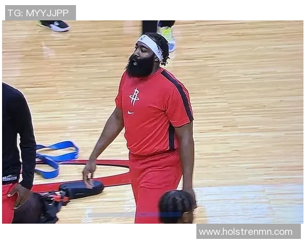 马刺对火箭比赛中哈登精彩走步瞬间回顾与分析